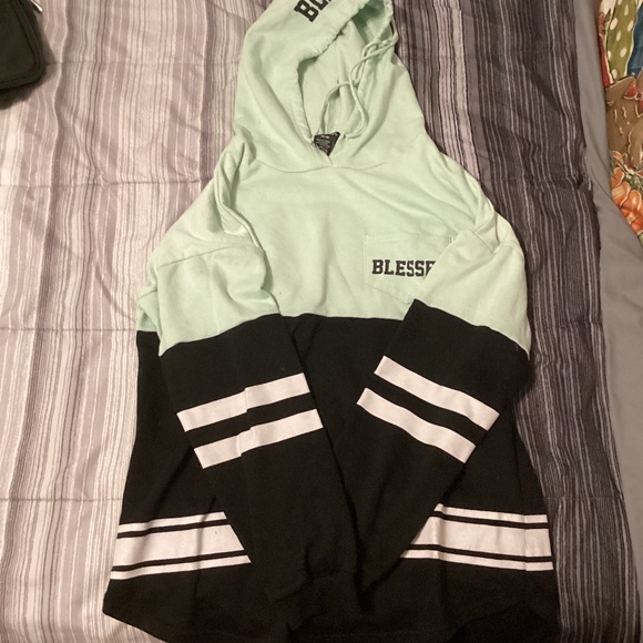 Cute blessed sweatshirt with hoodie - Picture 1 of 2